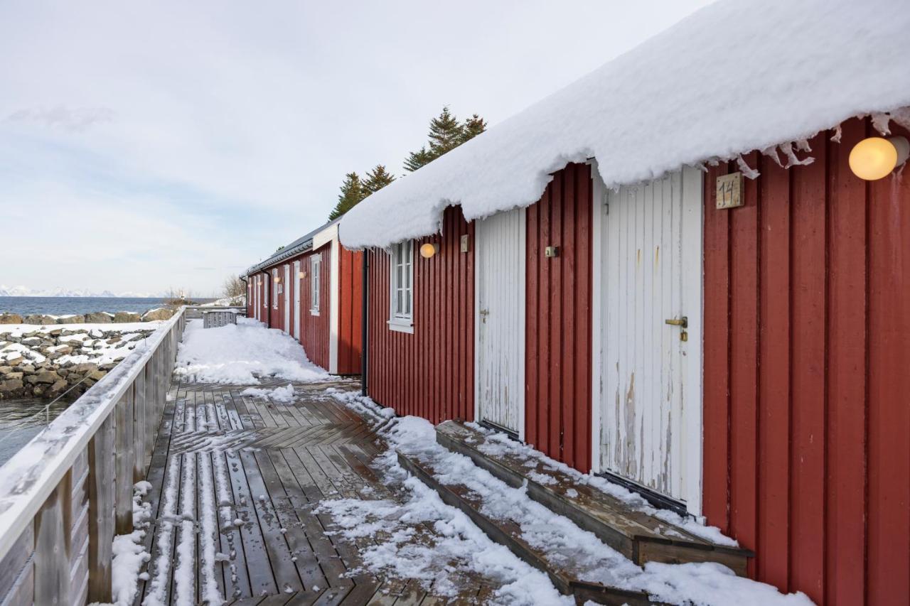 Hotel The Tide - Rorbuer Sørvågen Exteriér fotografie