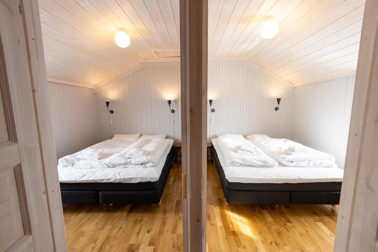 Hotel The Tide - Rorbuer Sørvågen Exteriér fotografie