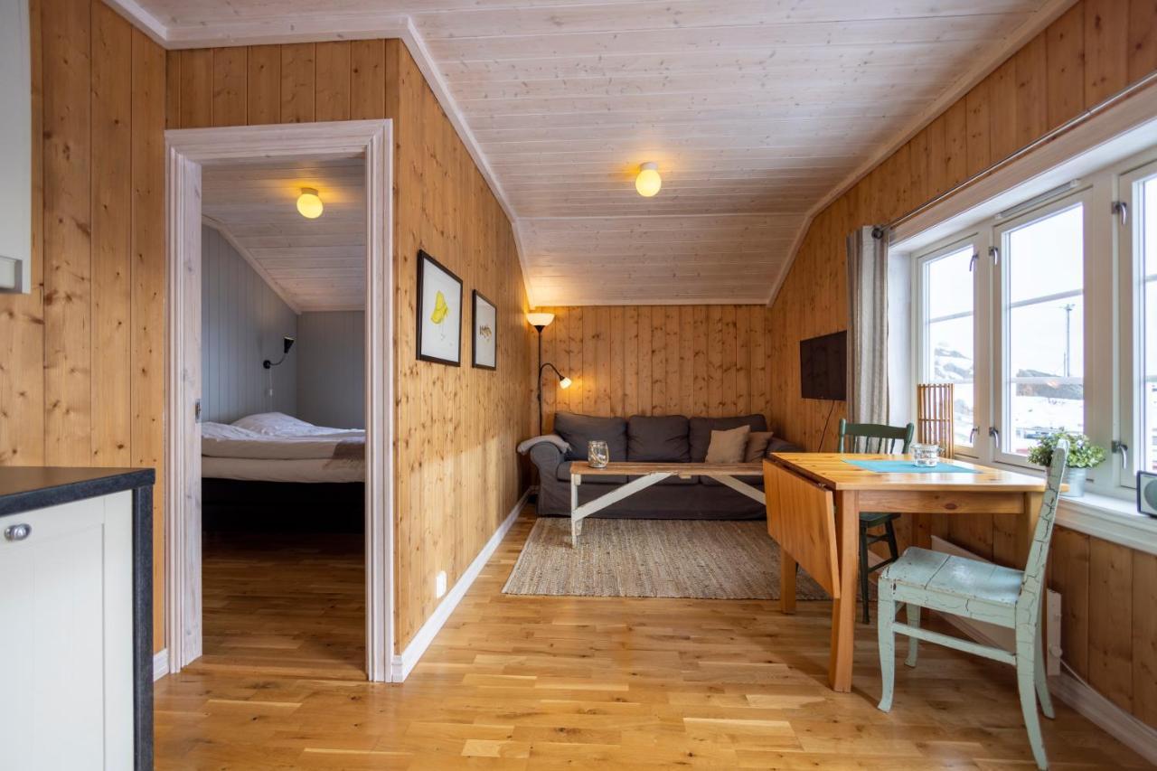 Hotel The Tide - Rorbuer Sørvågen Exteriér fotografie