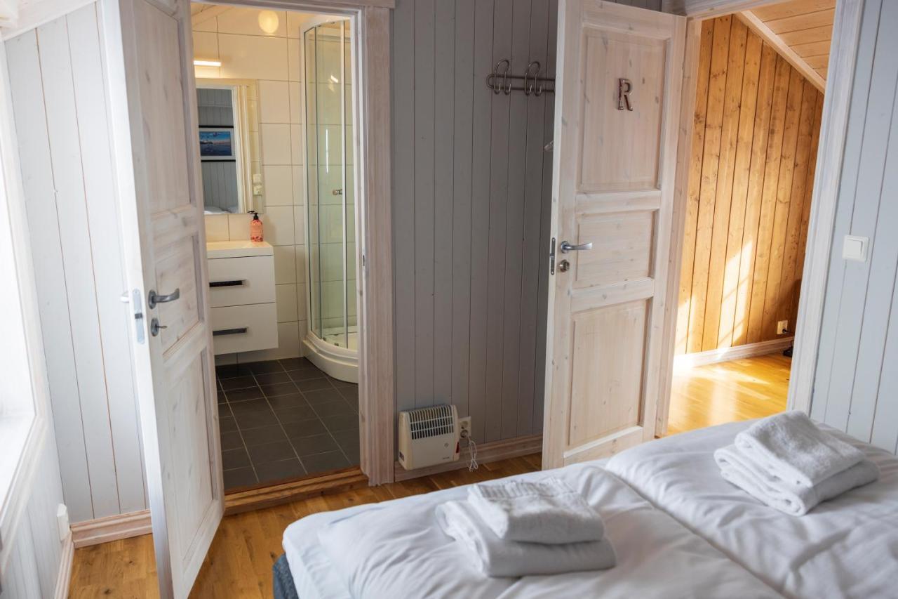 Hotel The Tide - Rorbuer Sørvågen Exteriér fotografie