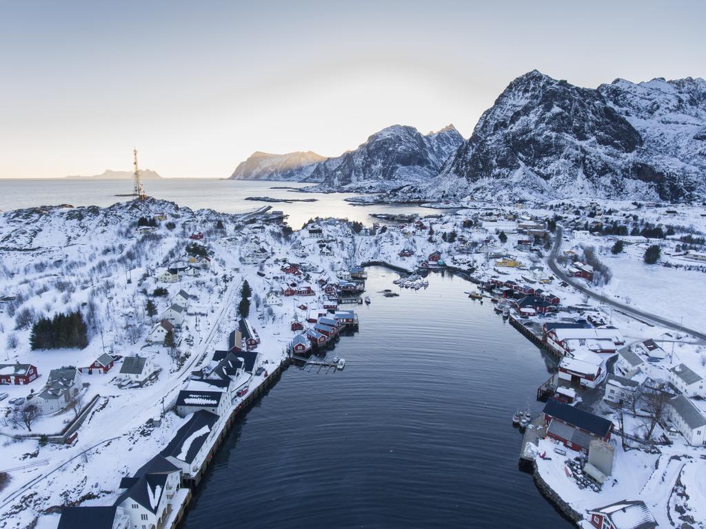 Hotel The Tide - Rorbuer Sørvågen Exteriér fotografie