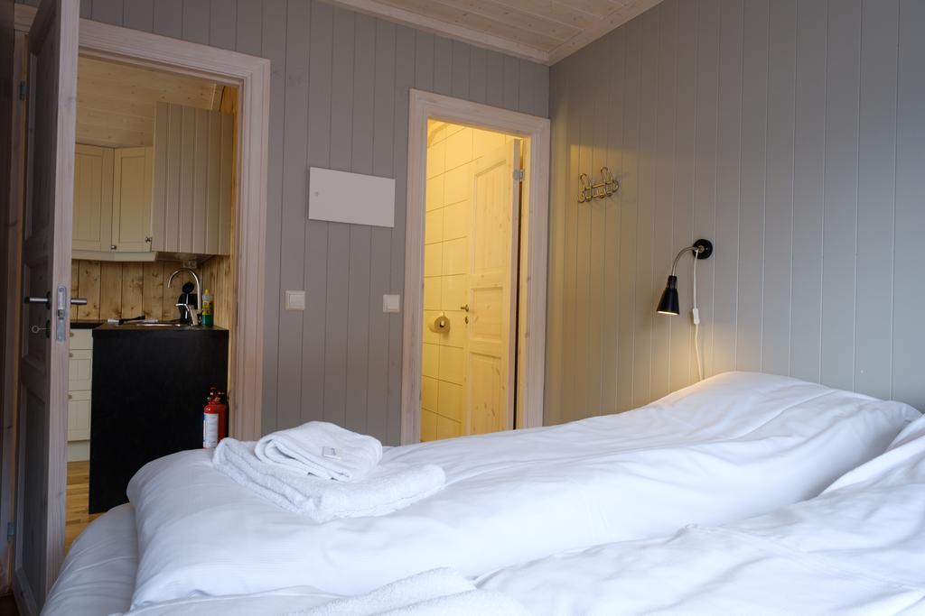 Hotel The Tide - Rorbuer Sørvågen Exteriér fotografie